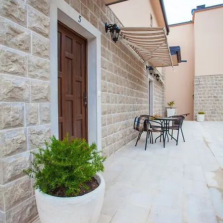Ferienwohnung Rosmarino Sveti Stefan Exterior foto