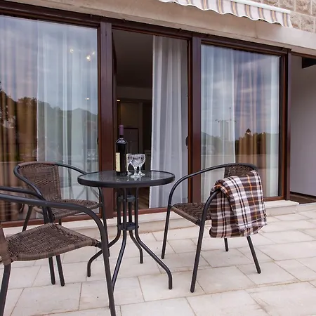 Ferienwohnung Rosmarino Sveti Stefan Exterior foto